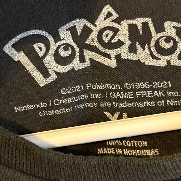 Pokemon Pikachu Men's Officially Licensed Nintendo Game Tee T-Shirt - Black - Picture 2 of 4